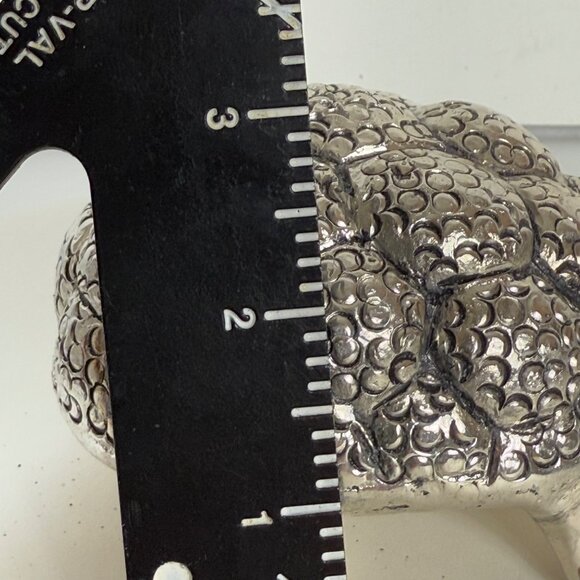 White Metal Tortoise Sculpture Embossed Silver Tone Nautical Beach Home Decor - Picture 8 of 13